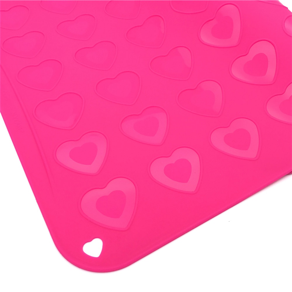 42 Hearts Shaped Pink Food Grade Silicone Macaron Mold