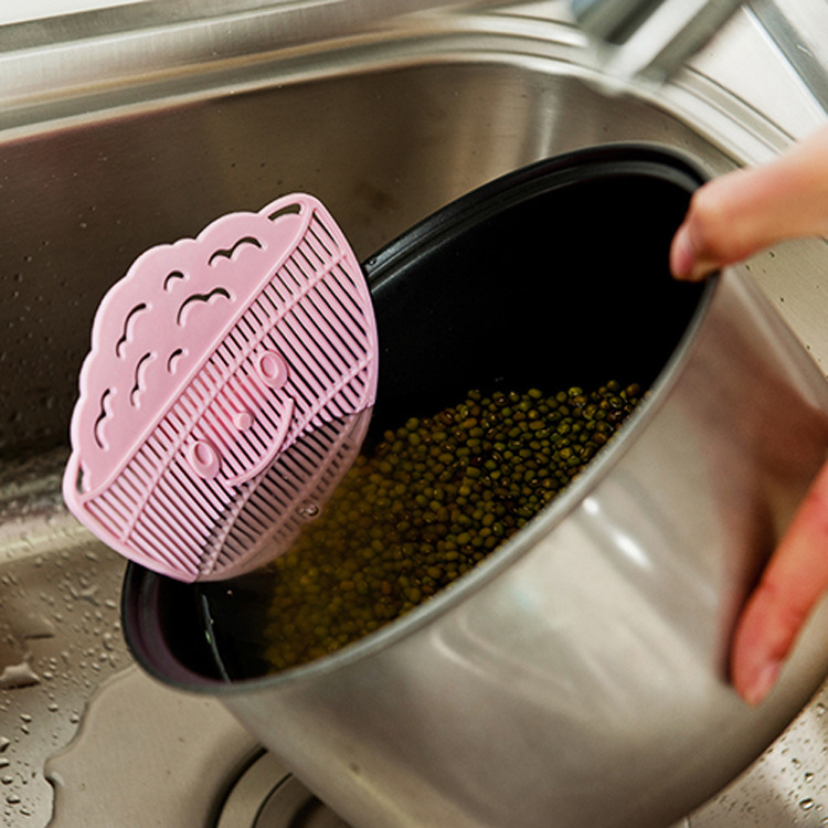 Funny Rice & Pea Strainer