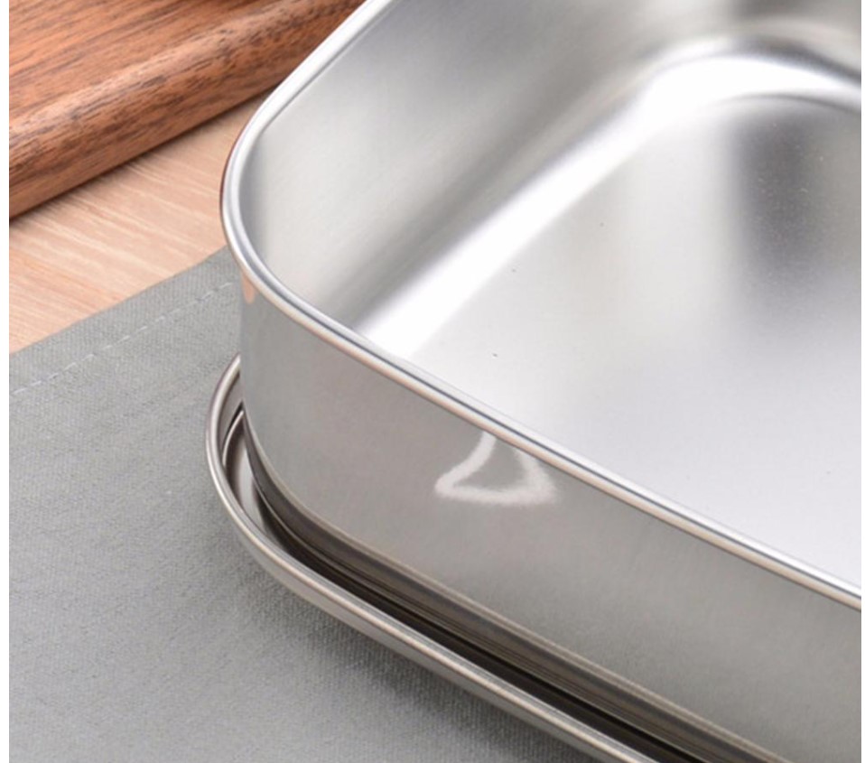 Solid Stainless Steel Lunch Box
