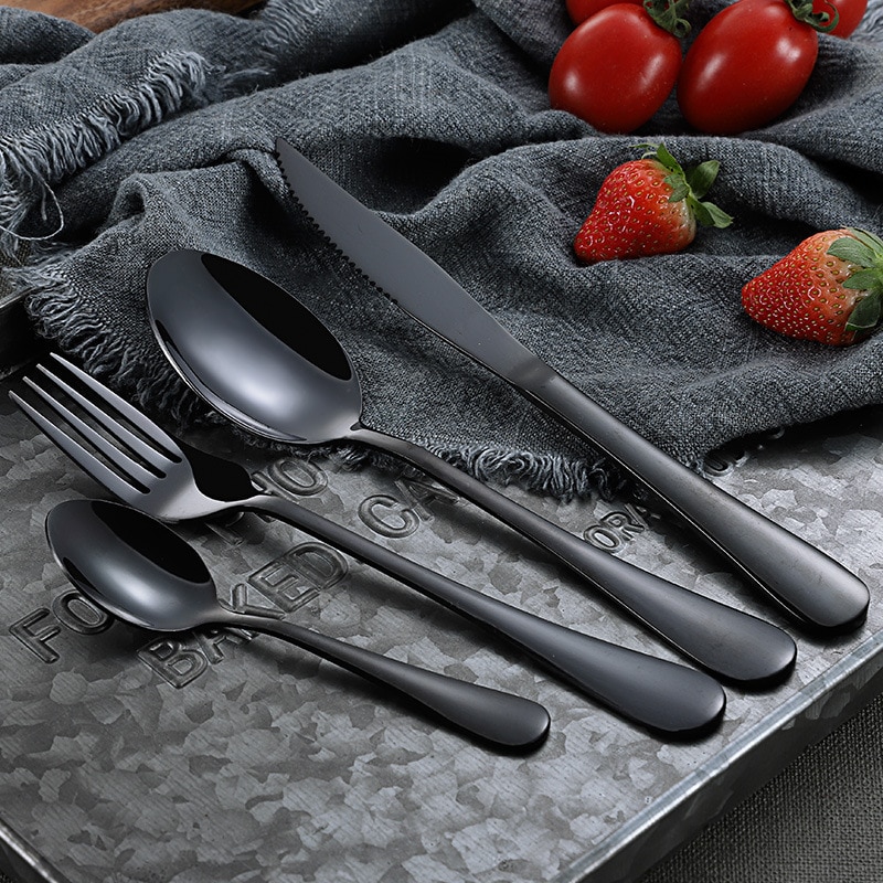Black Tableware Set