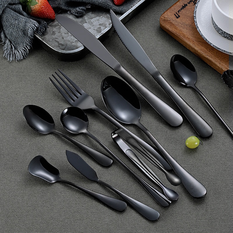 Black Tableware Set