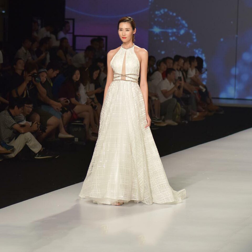 Women's Elegant Wedding Dress