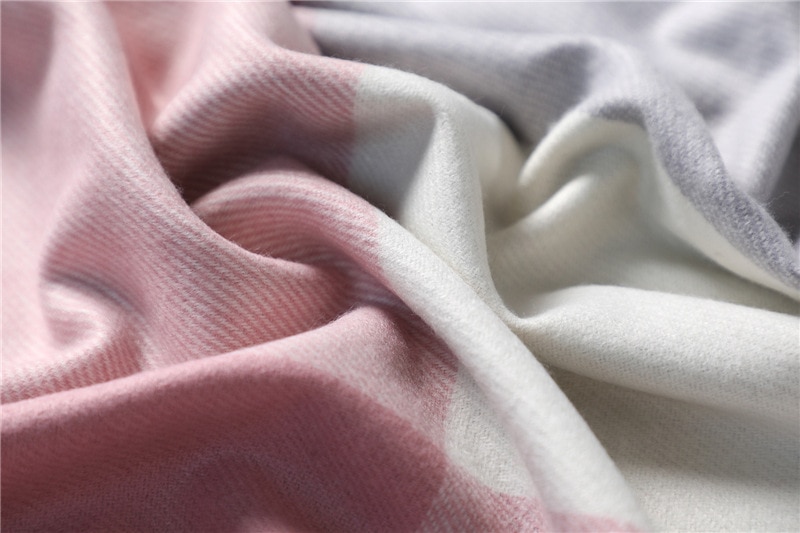 Women's Color Block Winter Scarf