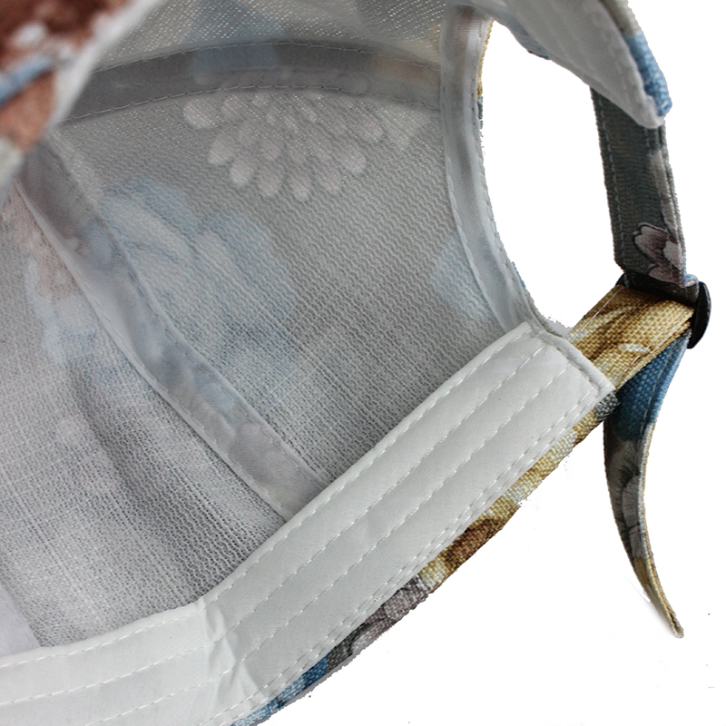 Cotton Baseball Cap in Floral Print